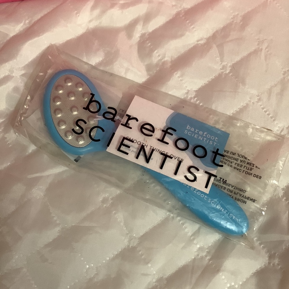 NWT Barefoot Scientist Smooth Things Over dual sided foot file